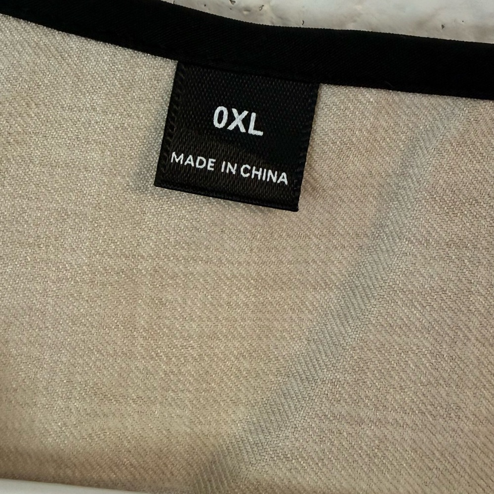 SHEIN Curve 0XL Linen-Look 2-Piece Set - Asymmetrical Wrap Vest & Wide-Leg Pants - Picture 12 of 14